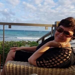 Meet your Posher, Deeann